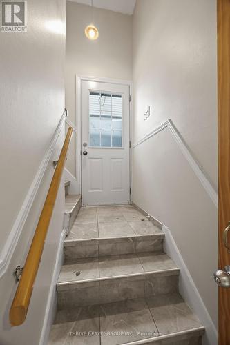 2 - 329 Thompson Road, London South (South I), ON - Indoor Photo Showing Other Room