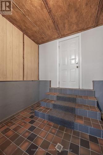 Mudroom with direct entrance to fenced yard - 2 - 329 Thompson Road, London South (South I), ON - Indoor Photo Showing Other Room