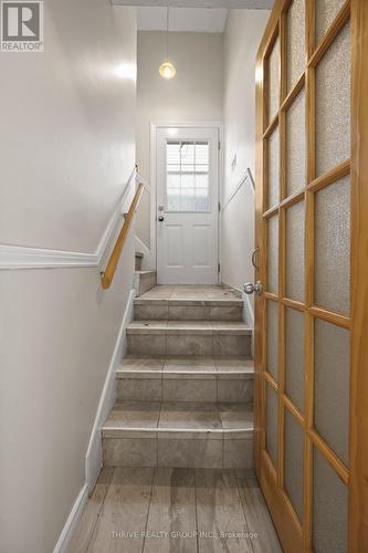 2 - 329 Thompson Road, London South (South I), ON - Indoor Photo Showing Other Room