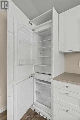 2 - 329 Thompson Road, London South (South I), ON - Indoor