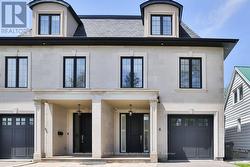 6 IROQUOIS AVENUE  Mississauga, ON L5G 1M6