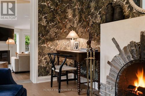3081 Balmoral Avenue, Burlington, ON -  With Fireplace