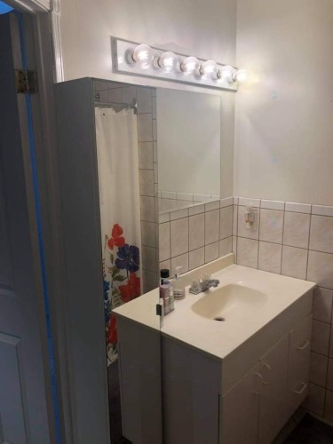 Salle de bains - 312 Rue Champlain, Salaberry-De-Valleyfield, QC - Indoor Photo Showing Bathroom