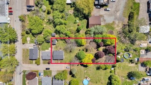 Photo aérienne - 3 Rue Bernard, Brownsburg-Chatham, QC - Outdoor With View