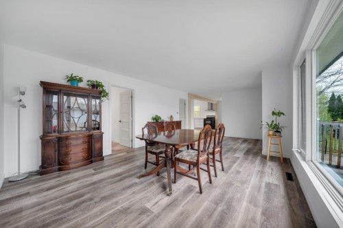 Salle à manger - 3 Rue Bernard, Brownsburg-Chatham, QC - Indoor Photo Showing Dining Room