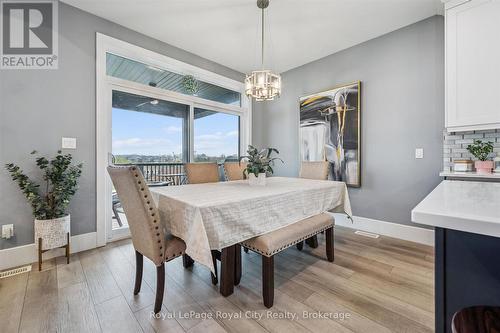 50 Faith Drive, Mapleton, ON - Indoor Photo Showing Dining Room