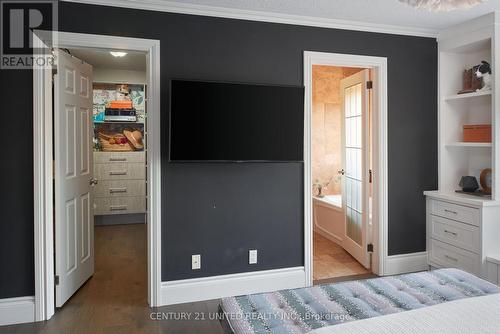7 Maplehill Drive, Cavan Monaghan (Cavan-Monaghan), ON - Indoor Photo Showing Bedroom