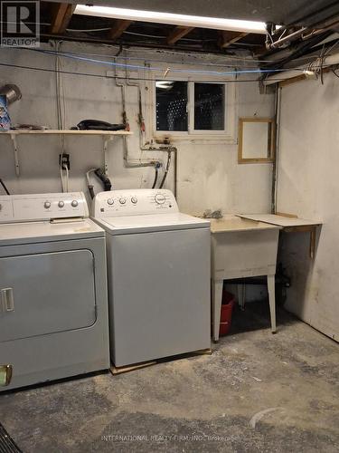 3602 Dunrankin Drive, Mississauga, ON - Indoor Photo Showing Laundry Room