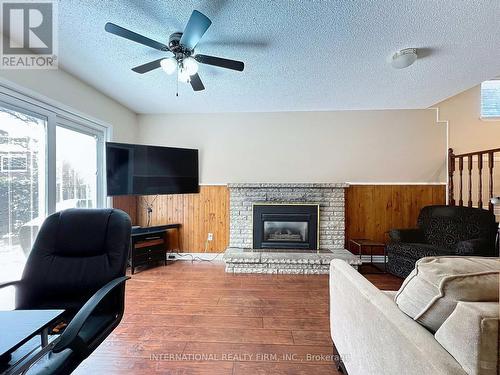 3602 Dunrankin Drive, Mississauga, ON - Indoor Photo Showing Living Room With Fireplace