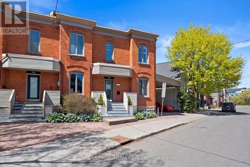 27 Gilmour Street, Ottawa, ON - Outdoor With Facade