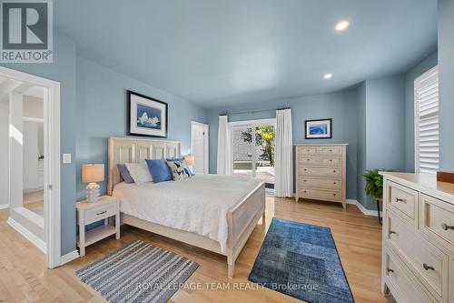 27 Gilmour Street, Ottawa, ON - Indoor Photo Showing Bedroom