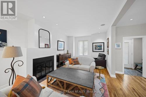 27 Gilmour Street, Ottawa, ON - Indoor Photo Showing Living Room With Fireplace