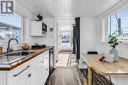 A07 415 W ESPLANADE  North Vancouver, BC V7L 0B5