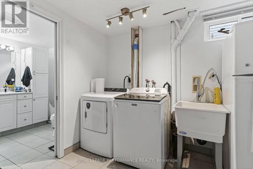 1824 Elgin Street, Cornwall, ON - Indoor Photo Showing Laundry Room
