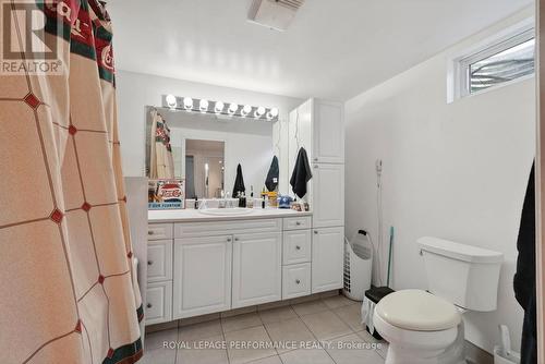 1824 Elgin Street, Cornwall, ON - Indoor Photo Showing Bathroom