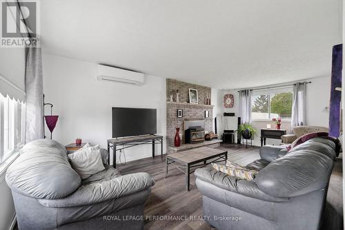 1824 Elgin Street, Cornwall, ON - Indoor Photo Showing Living Room With Fireplace