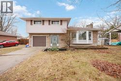 1068 FAIRLANE AVENUE Sarnia, ON N7S 3J8