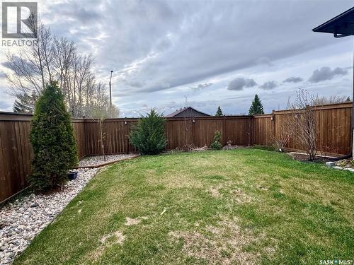 1 Lloyd Avenue, Fillmore, SK - Outdoor With Backyard