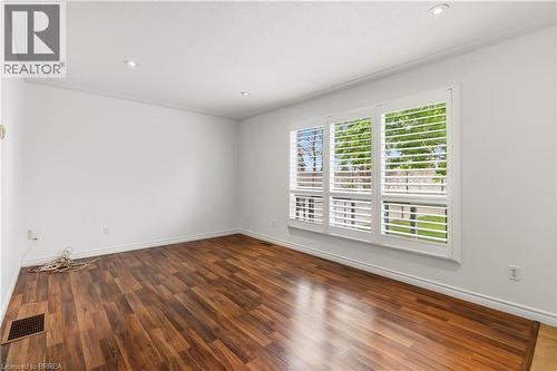 51 Metcalfe Crescent Unit# C, Brantford, ON - Indoor Photo Showing Other Room