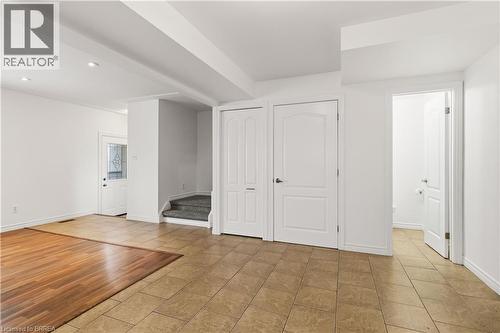 51 Metcalfe Crescent Unit# C, Brantford, ON - Indoor Photo Showing Other Room