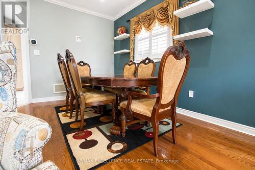 5 Castlegate Boulevard, Brampton, ON - Indoor Photo Showing Dining Room