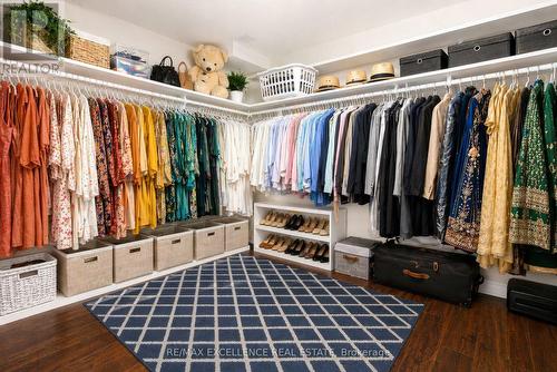 5 Castlegate Boulevard, Brampton, ON - Indoor With Storage