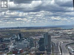 7202 - 55 COOPER STREET Toronto, ON M5E 0G1