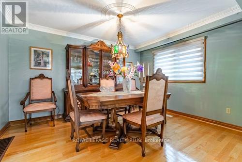 1400 Bough Beeches Boulevard, Mississauga, ON - Indoor Photo Showing Dining Room
