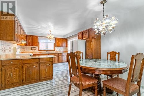 1400 Bough Beeches Boulevard, Mississauga, ON - Indoor Photo Showing Dining Room