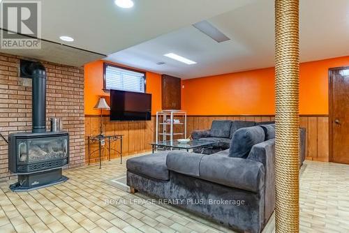 1400 Bough Beeches Boulevard, Mississauga, ON - Indoor With Fireplace