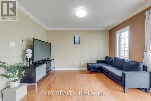 Living Room - 6 - 10 Fallowfield Drive, Kitchener, ON - Indoor Photo Showing Living Room