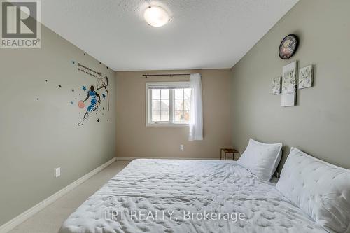 6 - 10 Fallowfield Drive, Kitchener, ON - Indoor Photo Showing Bedroom