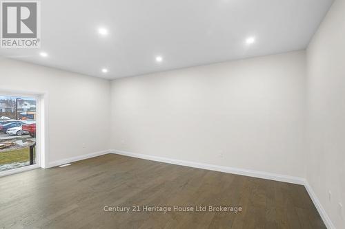 705 - 361 Quarter Town Line, Tillsonburg, ON - Indoor Photo Showing Other Room