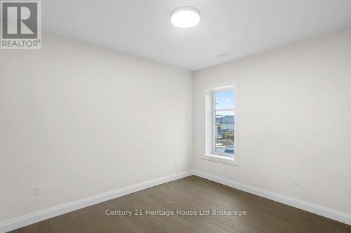 705 - 361 Quarter Town Line, Tillsonburg, ON - Indoor Photo Showing Other Room