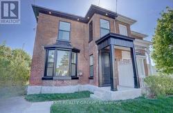 105 YEOMANS STREET Belleville (Belleville Ward), ON K8P 3X6