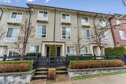 43 16260 23A AVENUE Surrey, BC V3Z 0P7