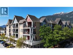207 1336 MAIN STREET Squamish, BC V8B 0R2
