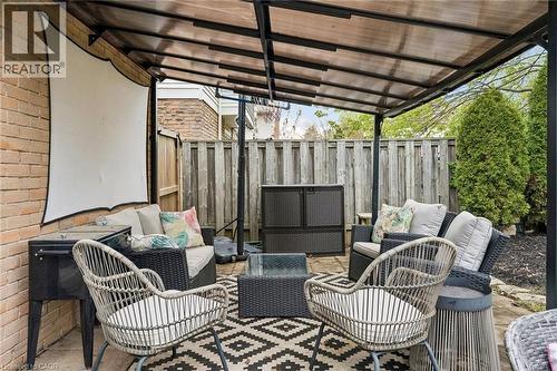 490 Knightsbridge Crescent, Ancaster, ON -  With Deck Patio Veranda With Exterior