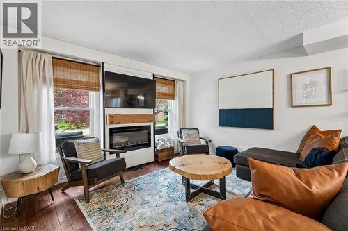 490 Knightsbridge Crescent, Ancaster, ON - Indoor Photo Showing Living Room With Fireplace