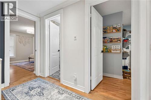 490 Knightsbridge Crescent, Ancaster, ON - Indoor Photo Showing Other Room