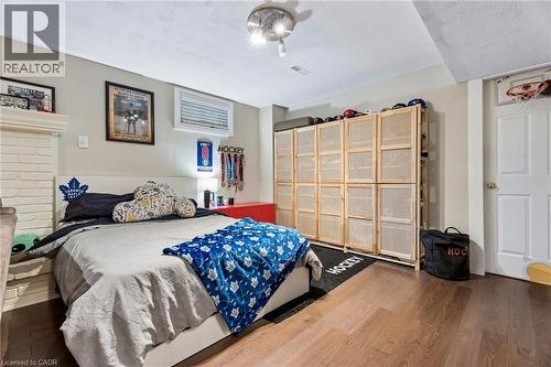 490 Knightsbridge Crescent, Ancaster, ON - Indoor Photo Showing Bedroom