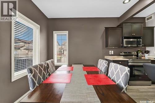 531 Gordon Road, Saskatoon, SK - Indoor Photo Showing Dining Room