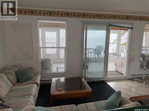 317 Lakeshore Drive, Etters Beach, SK - Indoor Photo Showing Living Room