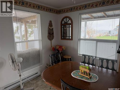 317 Lakeshore Drive, Etters Beach, SK - Indoor Photo Showing Dining Room
