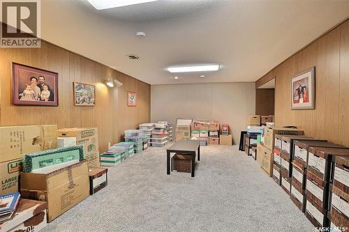 15 Academy Park Road, Regina, SK - Indoor