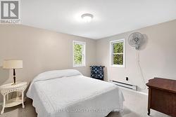 Bedroom 1 - 
