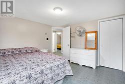 Bedroom 2 - 