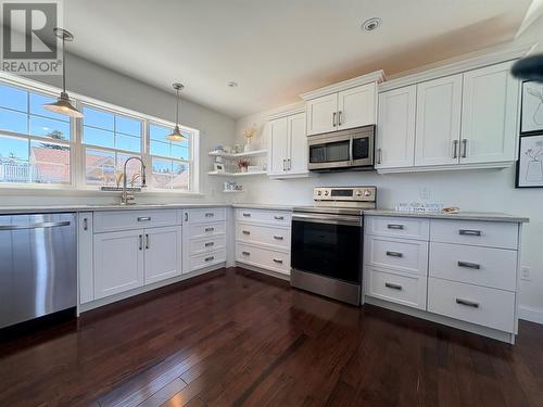 30 Beechside Road, Birchy Bay, NL - Indoor Photo Showing Kitchen