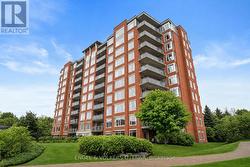 1008 - 136 DARLINGTON PRIVATE  Ottawa, ON K1V 0X6