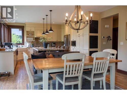 30 Silver Ridge Drive, Fernie, BC - Indoor Photo Showing Dining Room